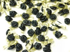 画像1: 葉つき　黒色バラ１２mm　１０個 (1)